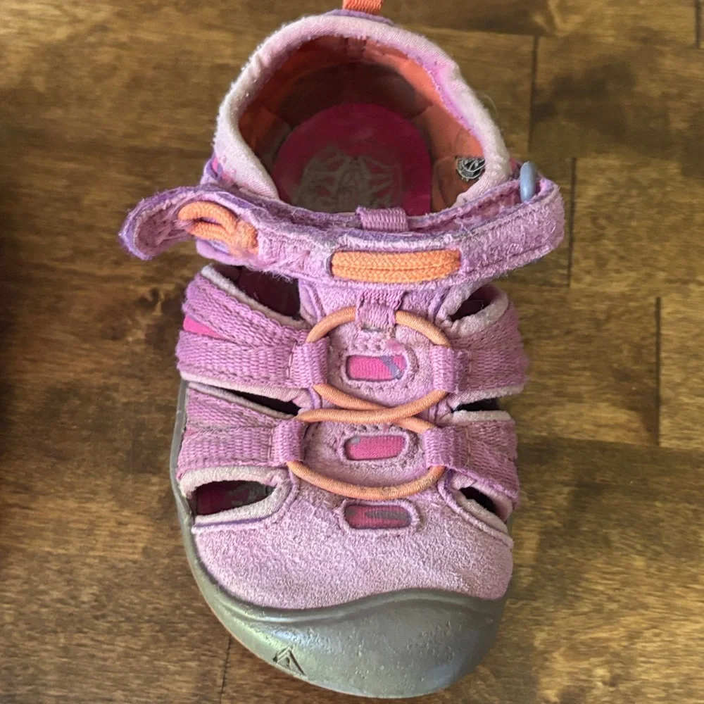 Keen durable closed